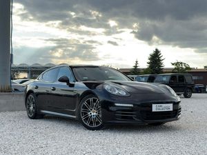 Porsche Panamera 4S PDK 2016