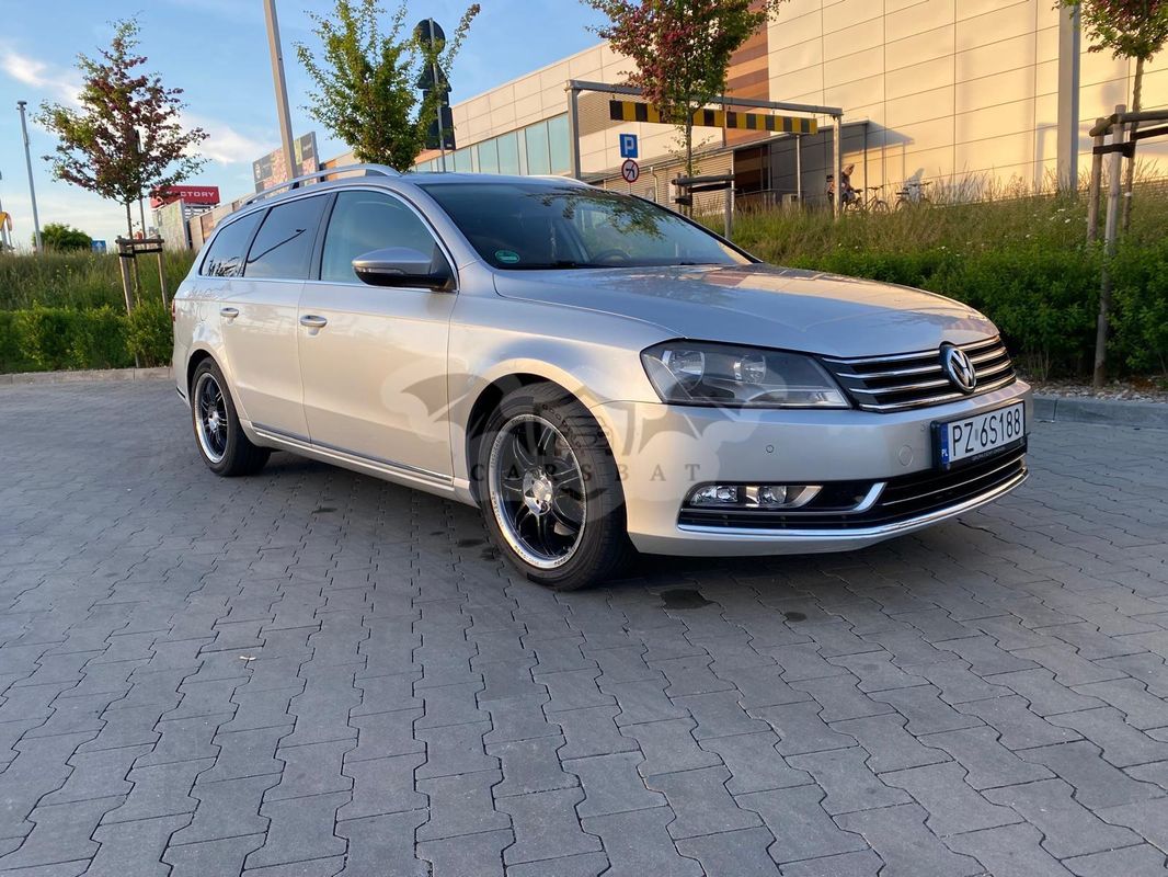 Volkswagen Passat B7 2.0 TDI Highline DSG 2013