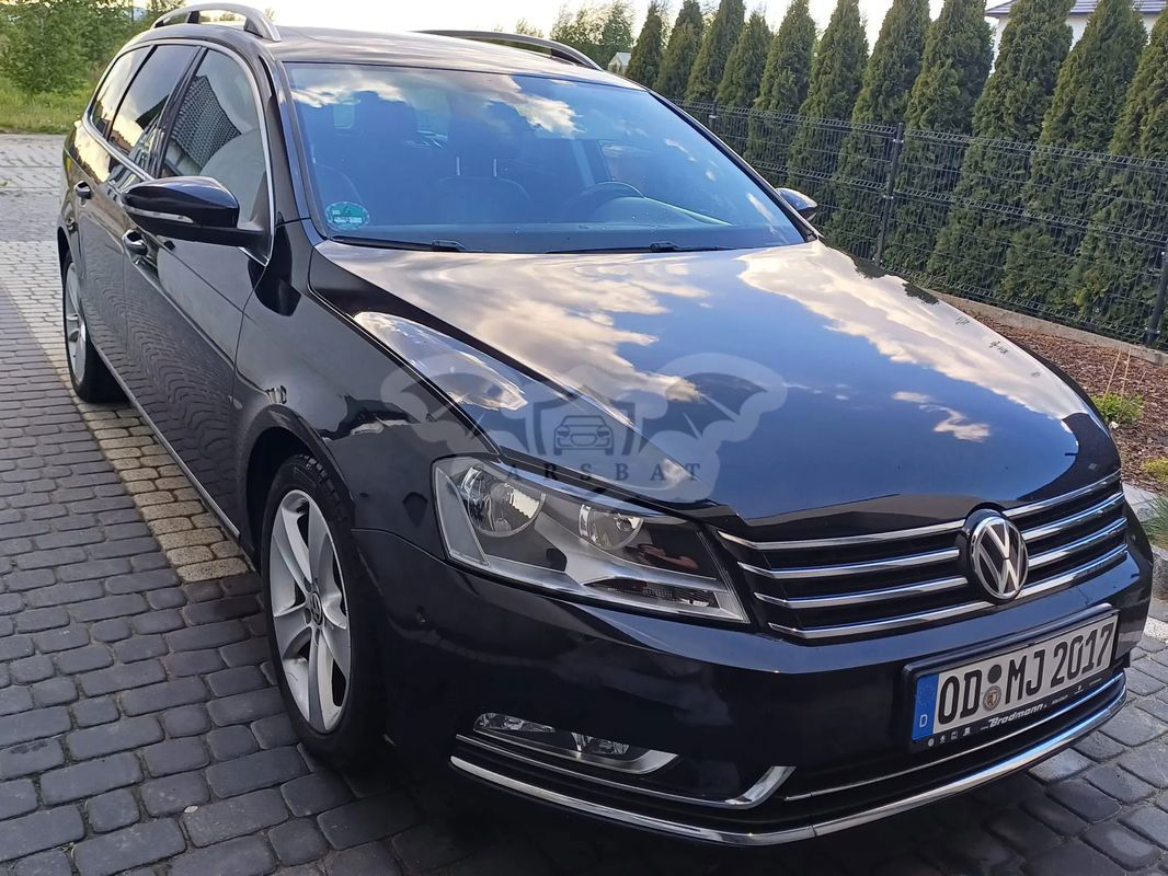 Volkswagen Passat B7 2.0 TDI DPF Highline DSG 2011