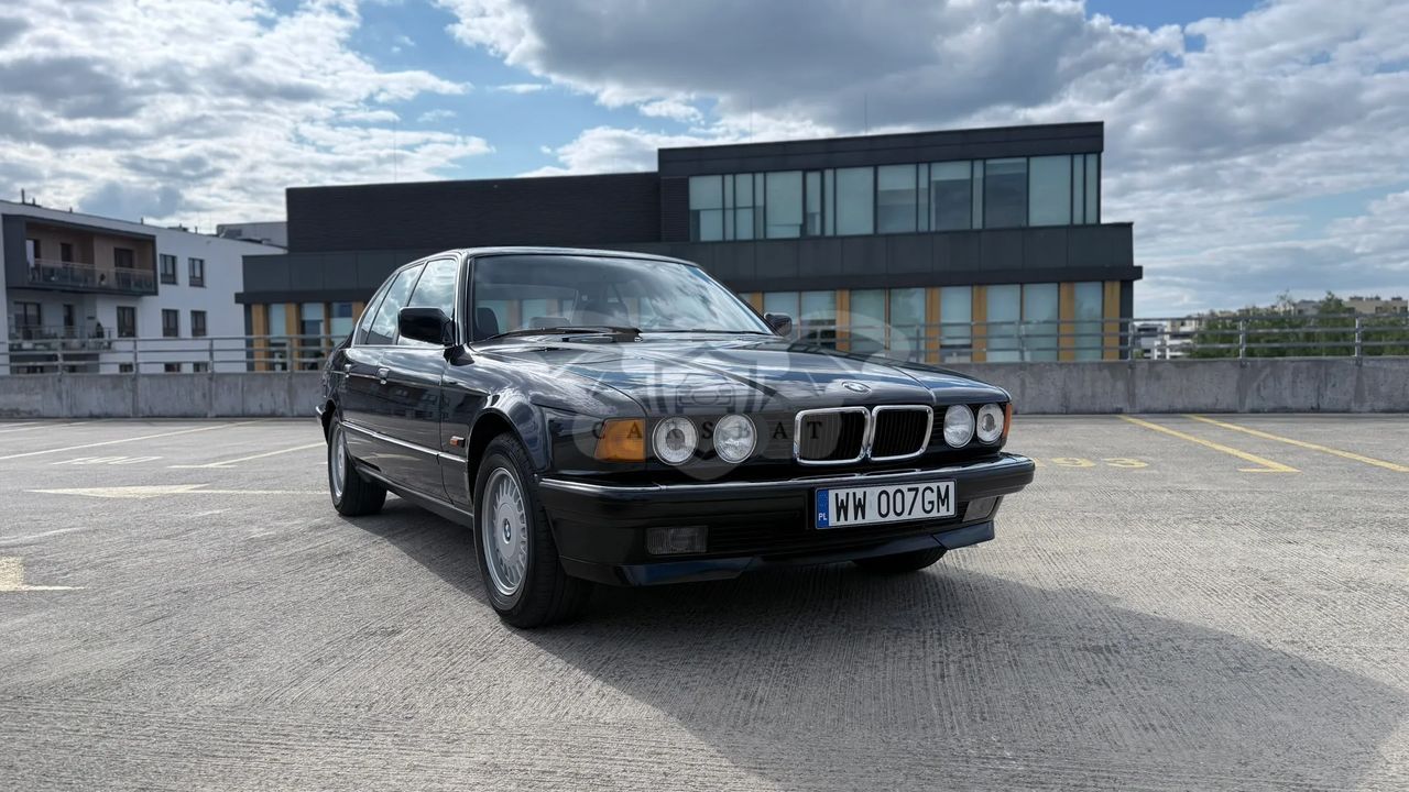 BMW 7 Series E32 730iL 1992