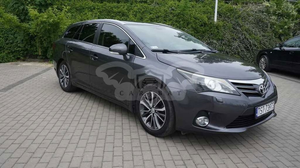 Toyota Avensis III 2013