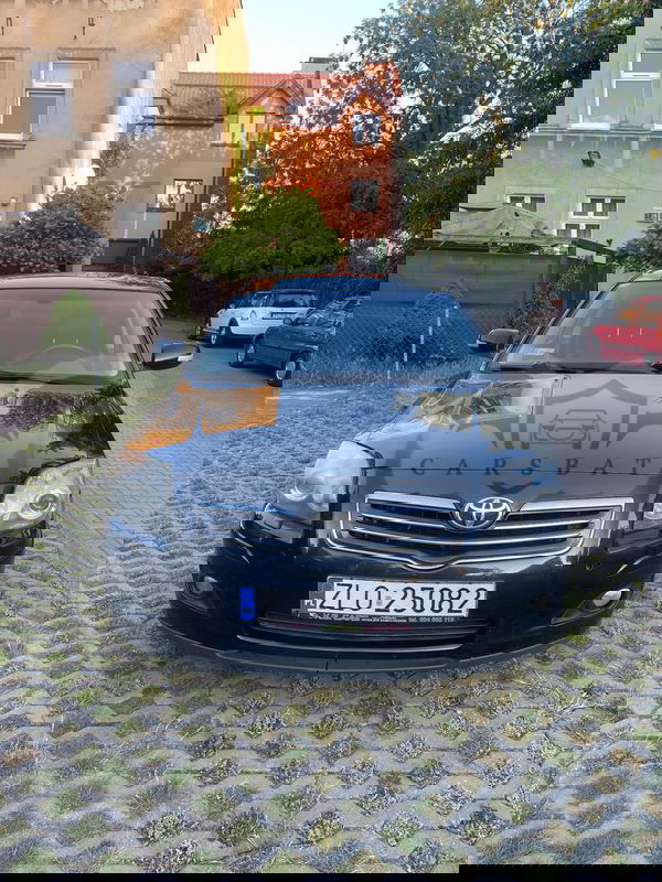 Toyota Avensis II 2.2 D-4D Prestige 2007