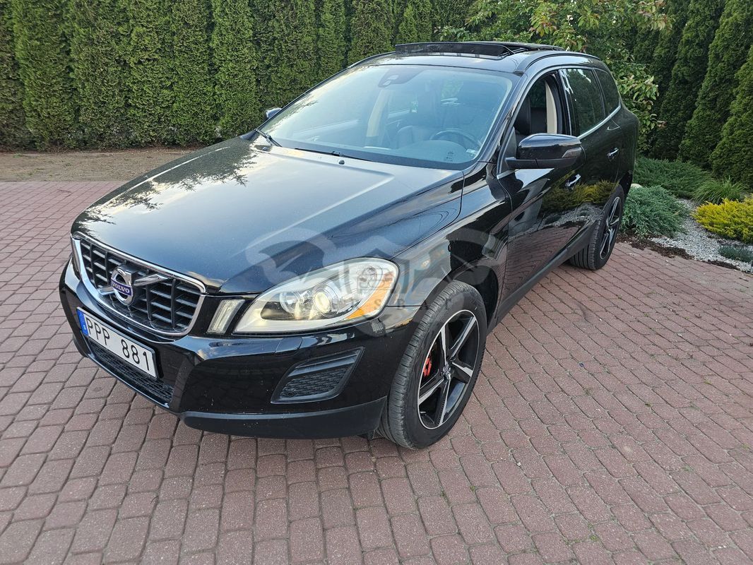 Volvo XC60 I D3 R-Design 2012
