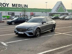 Mercedes-Benz E W213 220 d T 9G-TRONIC AMG Line 2017