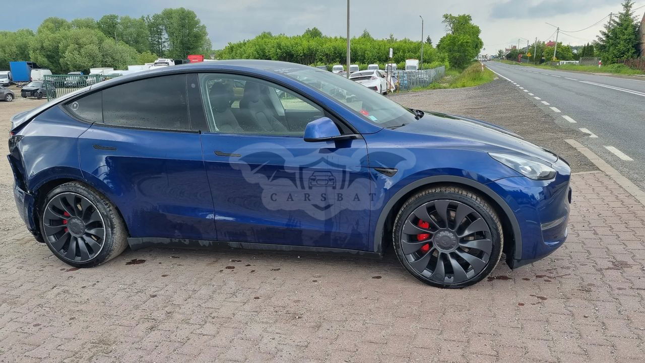 Tesla Model Y Model Long Range Dual Motor AWD 2023