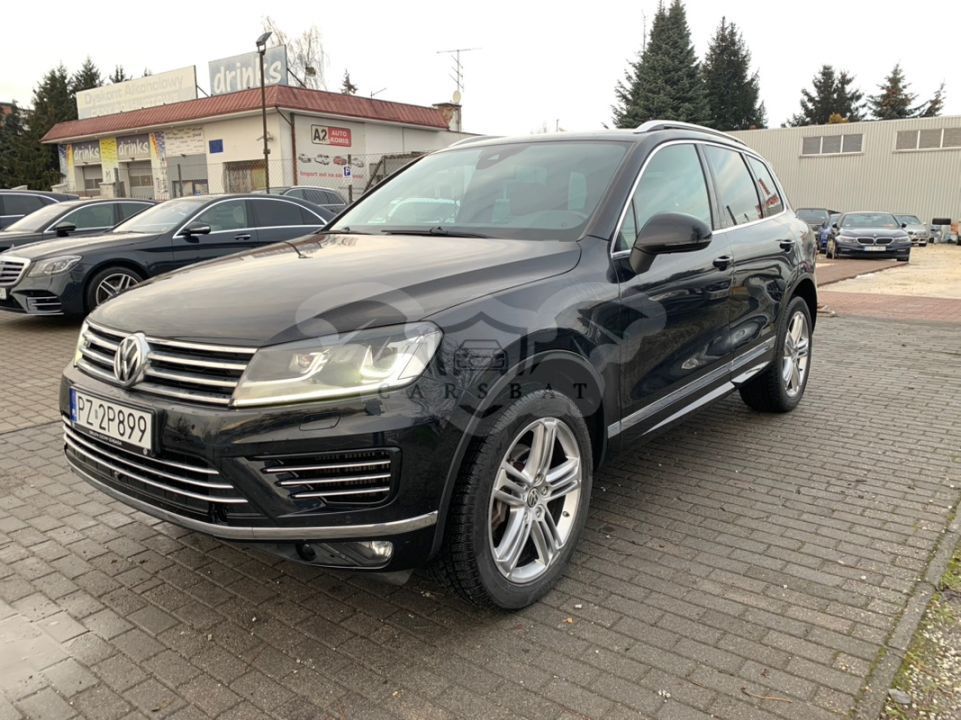 Volkswagen Touareg II 3.0 V6 TDI BMT Perfectline R-Style 2016