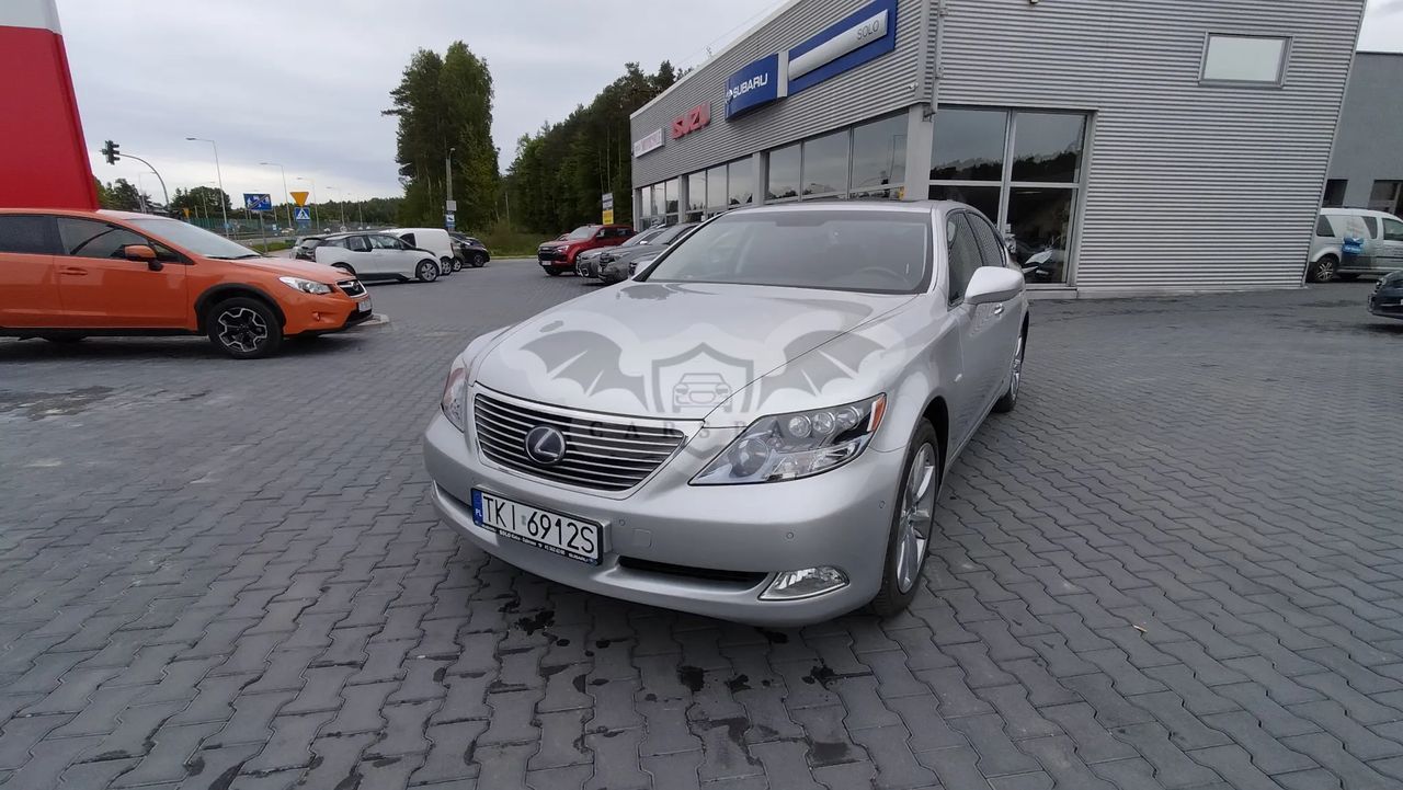 Lexus LS IV 600h L Superior 2008