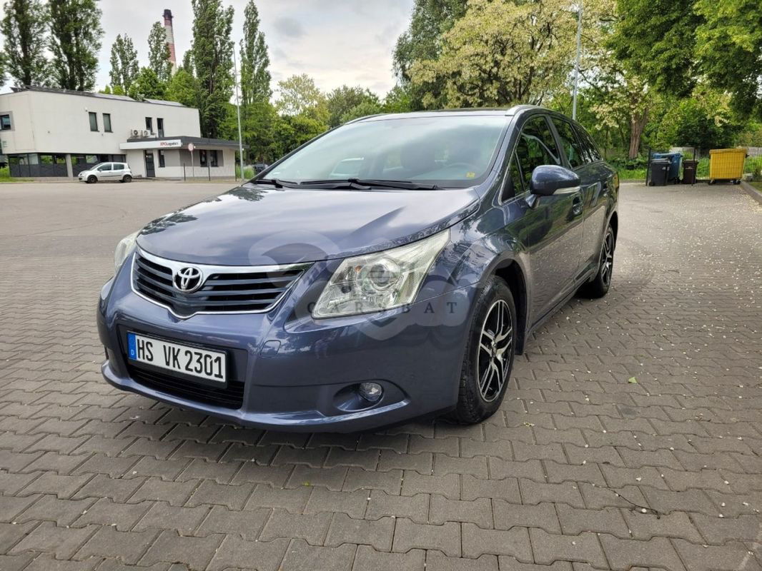 Toyota Avensis III 1.8 Sol 2009