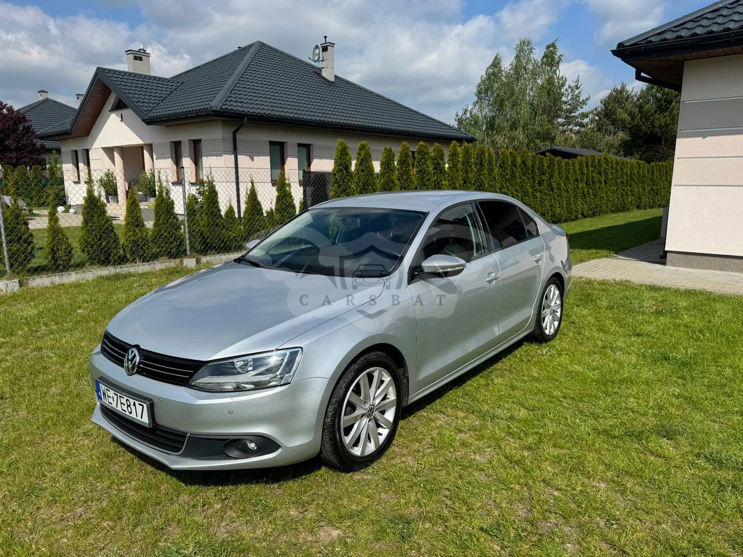 Volkswagen Jetta A6 1.2 TSI Comfortline 2013