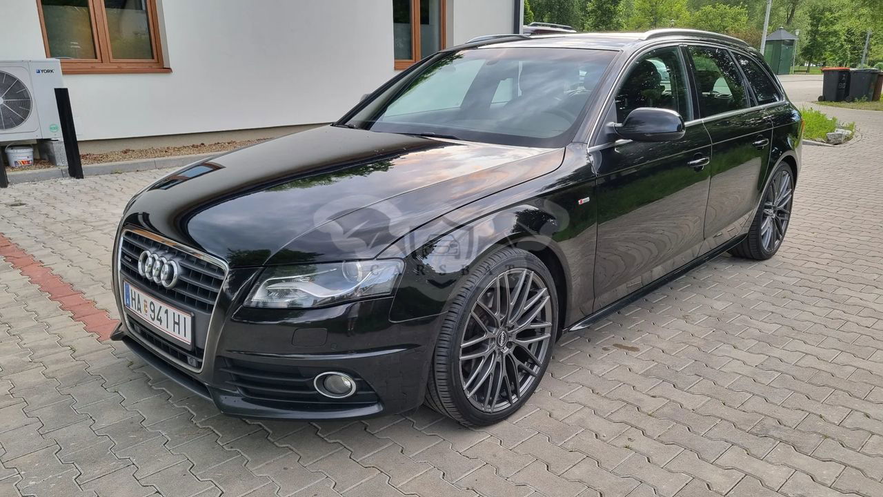 Audi A4 B8 Avant 2.0 TDI DPF quattro S line Sportpaket (plus) 2011