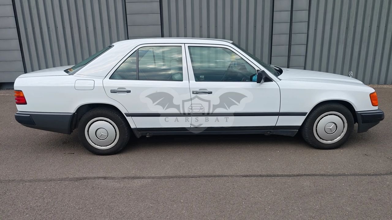 Mercedes-Benz E W124 1989