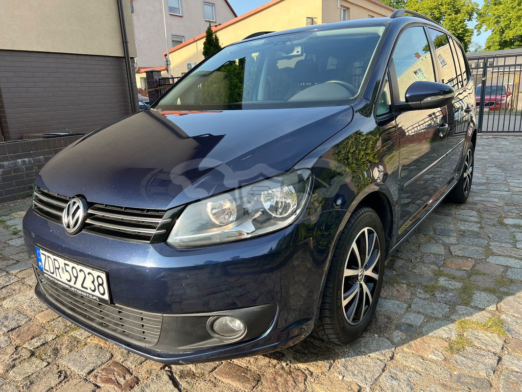 Volkswagen Touran II 1.6 TDI DPF BlueMot Comfortline 2010