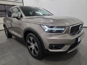 Volvo XC40 2021