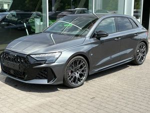Audi RS3 TFSI Quattro S tronic 2025