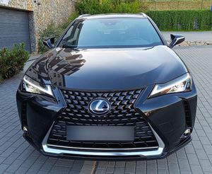 Lexus UX 2021