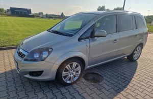 Opel Zafira B 1.6 Cosmo 2011