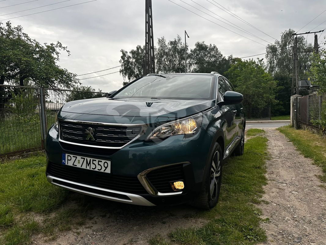 Peugeot 5008 II PureTech 130 EAT8 Stop & Start Allure Pack 2017