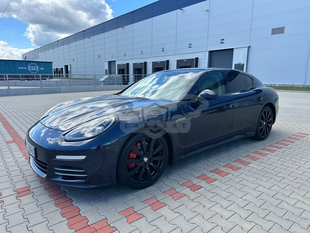 Porsche Panamera Standard 2016