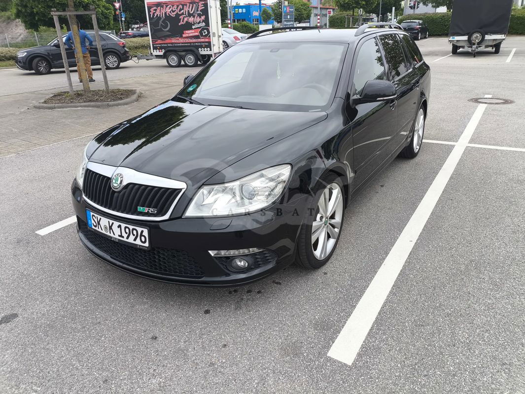Skoda Octavia II Combi 2.0 TDI CR DPF DSG RS 2011