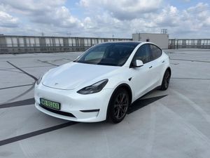 Tesla Model Y Performance AWD 2023