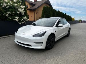 Tesla Model 3 RWD Hinterradantrieb 2023