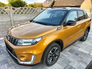 Suzuki Vitara III 1.5 Dualjet Hybrid Allgrip AGS Comfort+ "SHINKAI" 2023