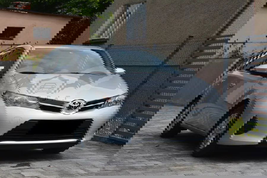 Toyota Auris II 1.33 VVT-i Comfort 2013