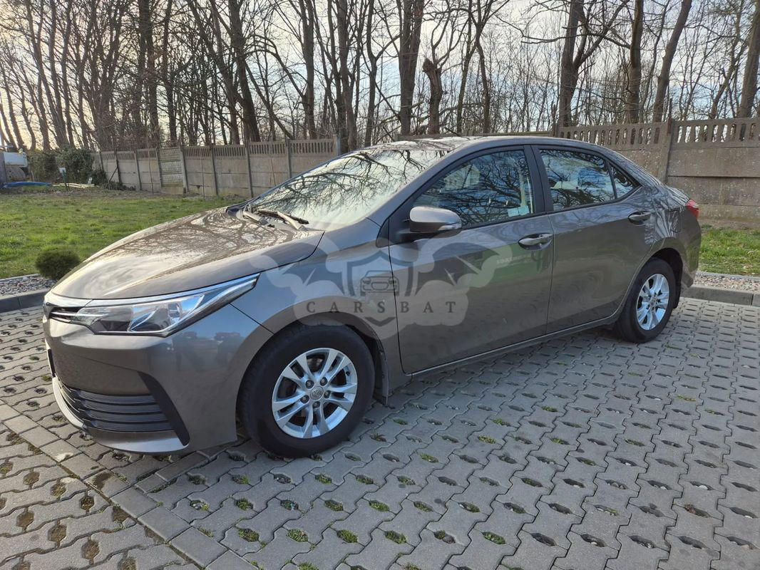 Toyota Corolla Seria E16 1.33 Active 2017