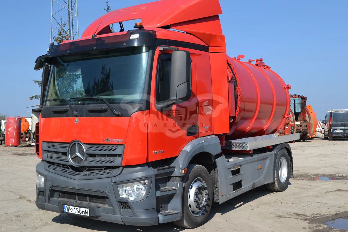 Mercedes-Benz Antos 2015