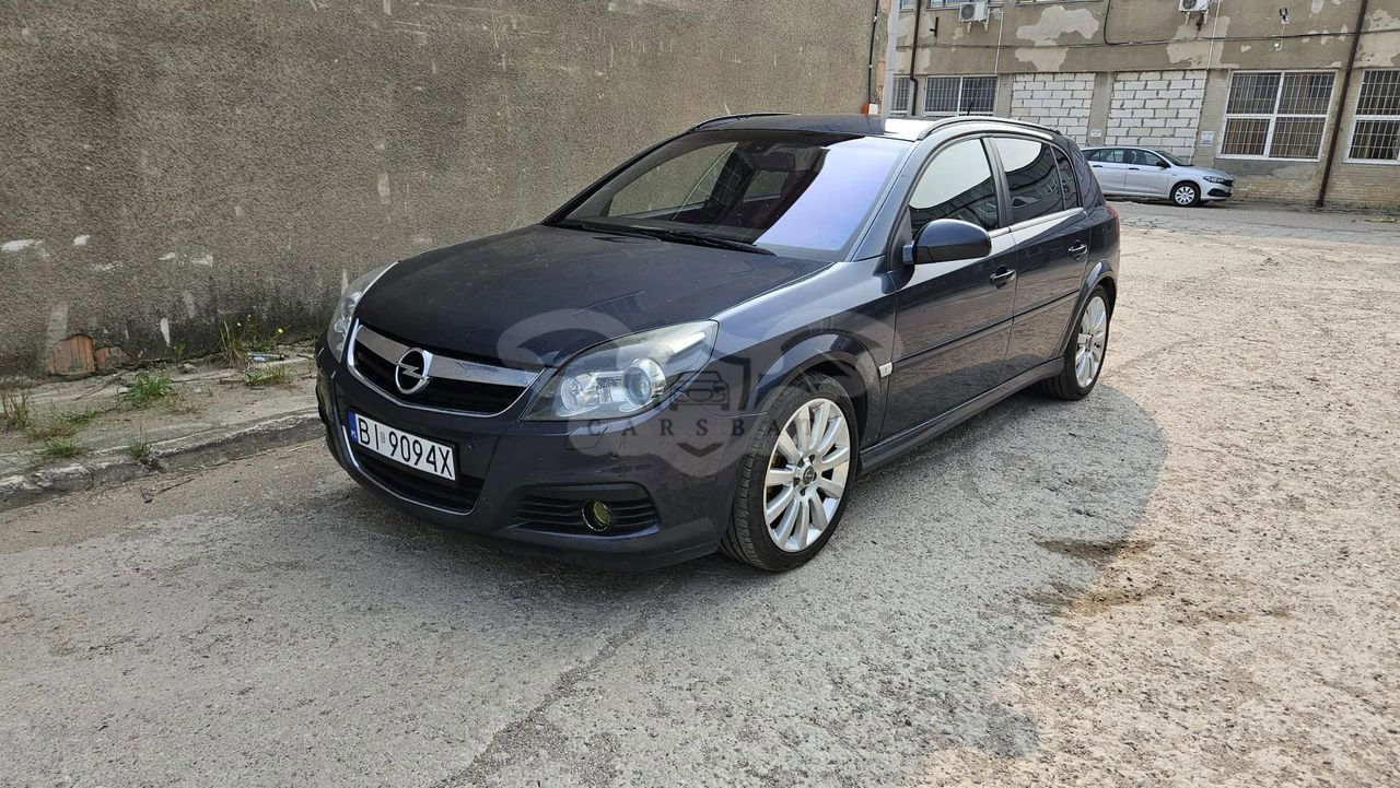Opel Signum 2005