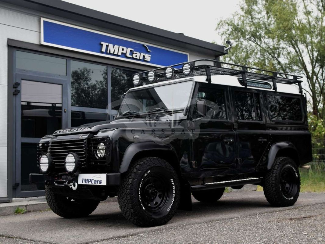Land Rover Defender 2013