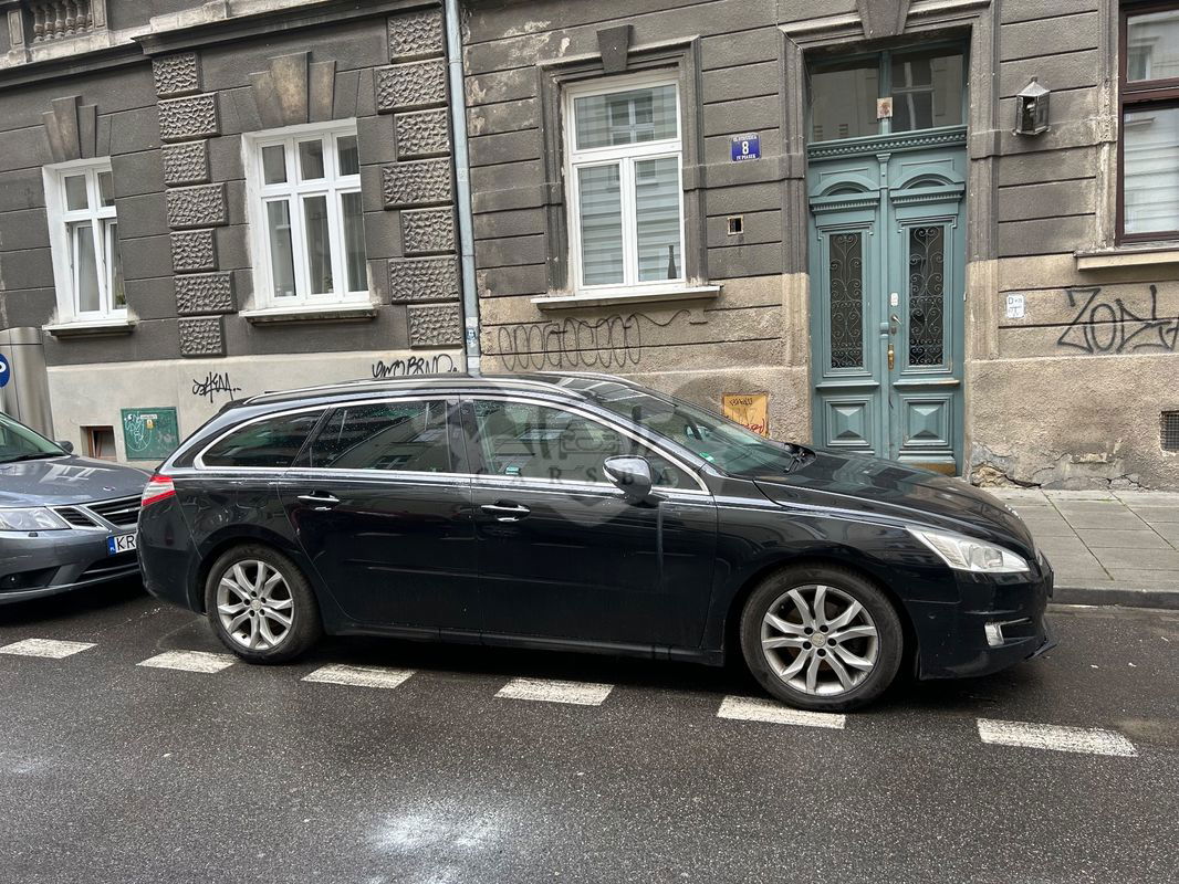 Peugeot 508 I 2.0 HDi Active 2012