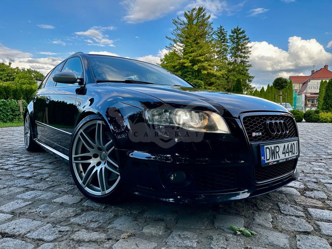 Audi RS4 Avant 2006