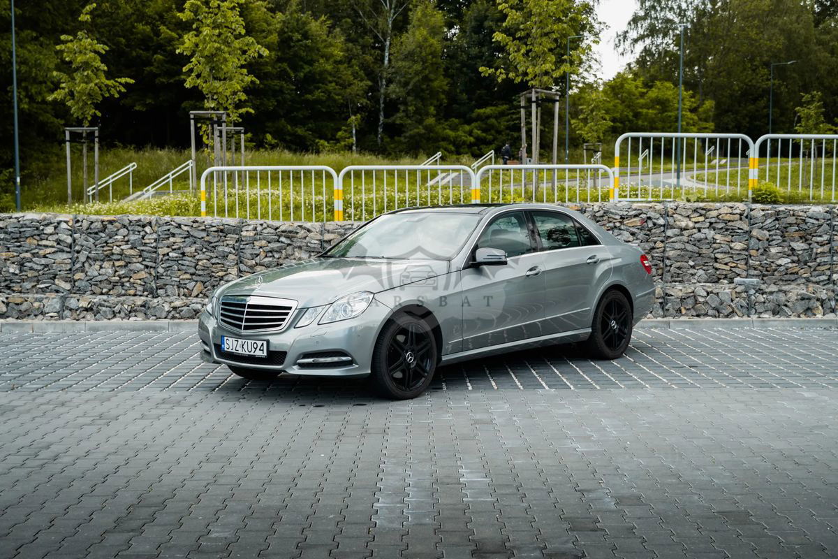 Mercedes-Benz E W212 350 CDI BlueEff Avantgarde 2011