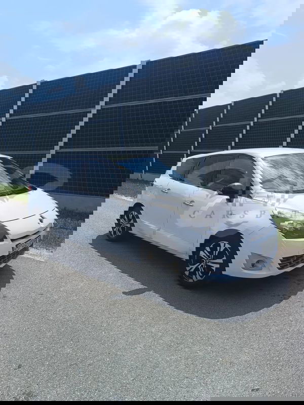 Renault Grand Scenic III Gr 1.4 16V TCE Bose Edition 2011