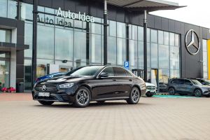 Mercedes-Benz E W213 300 de 9G-TRONIC 2021