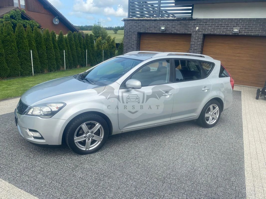 Kia Ceed I 2011