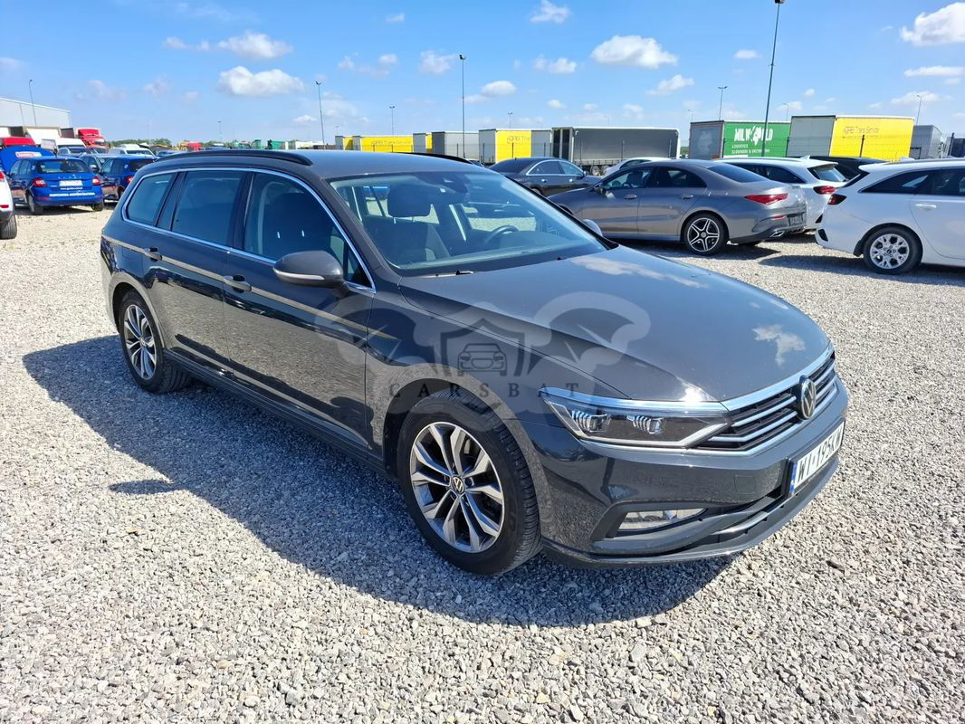 Volkswagen Passat B8 1.5 TSI EVO Business DSG 2021