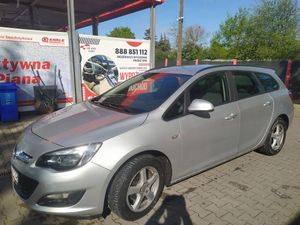Opel Astra J 1.4 Turbo Sports Tourer 2013