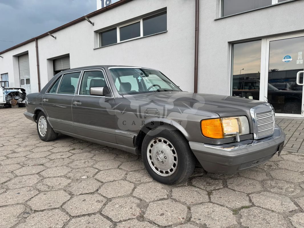 Mercedes-Benz S W126 1986