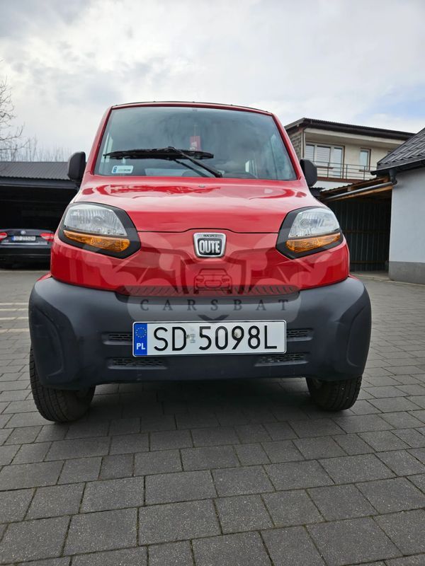 Sprzedam bajaj qute z 2018kat.b1,217cm3 2018
