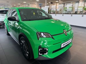 Renault 5 E-Tech 2025