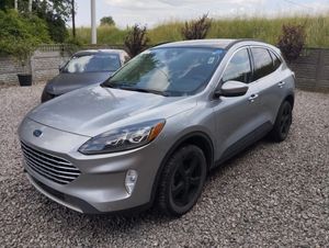 Ford Kuga III 2.5 FHEV AWD Titanium eCVT 2021