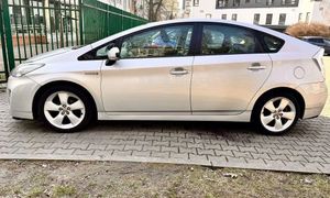 Toyota Prius III 1.8 HSD Sol 2010