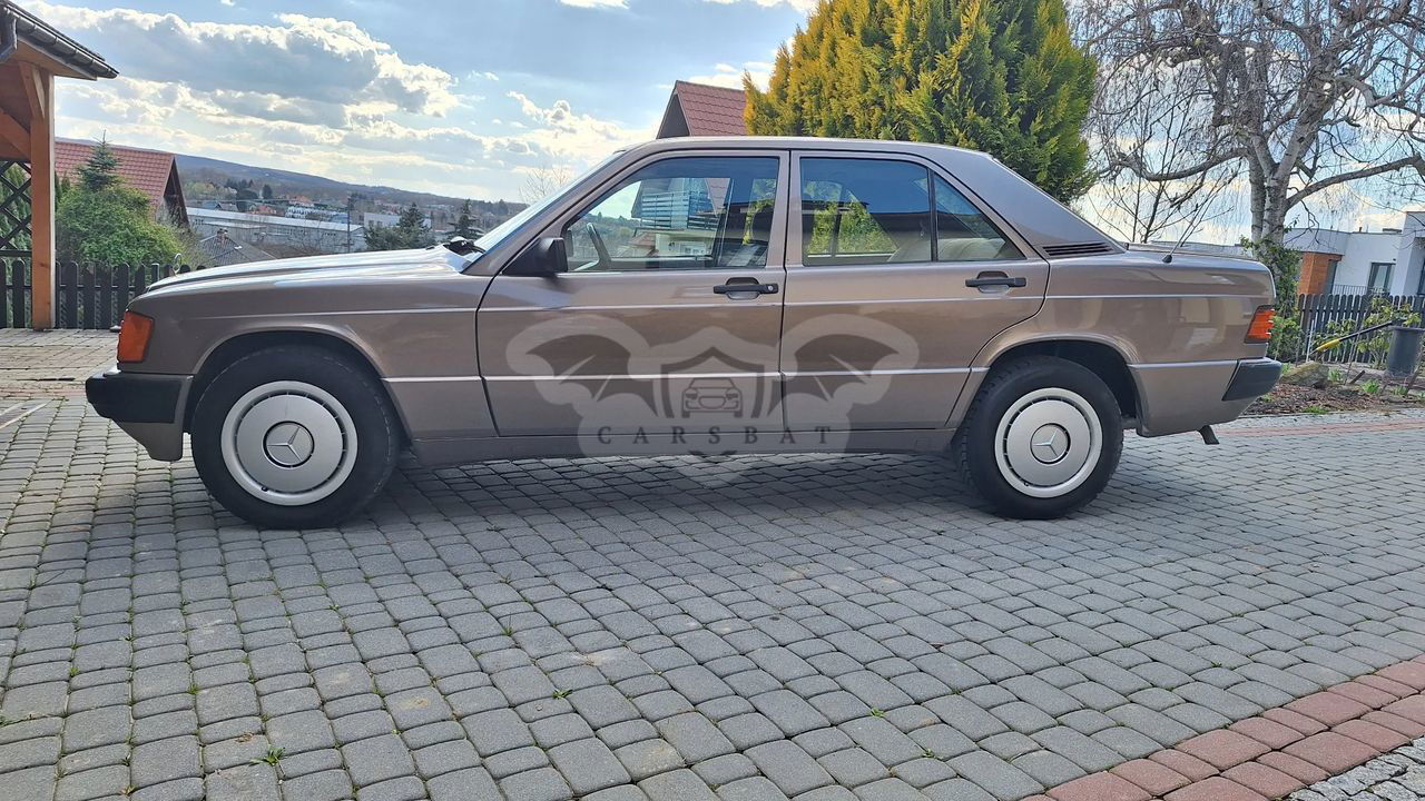Mercedes-Benz 190 1989