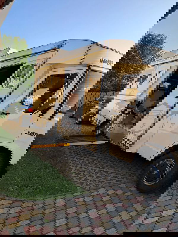 Mercedes-Benz T1 1993