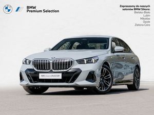 BMW 5 Series G60 2024