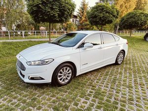Ford Mondeo Mk5 2.0 Hybrid Titanium 2019