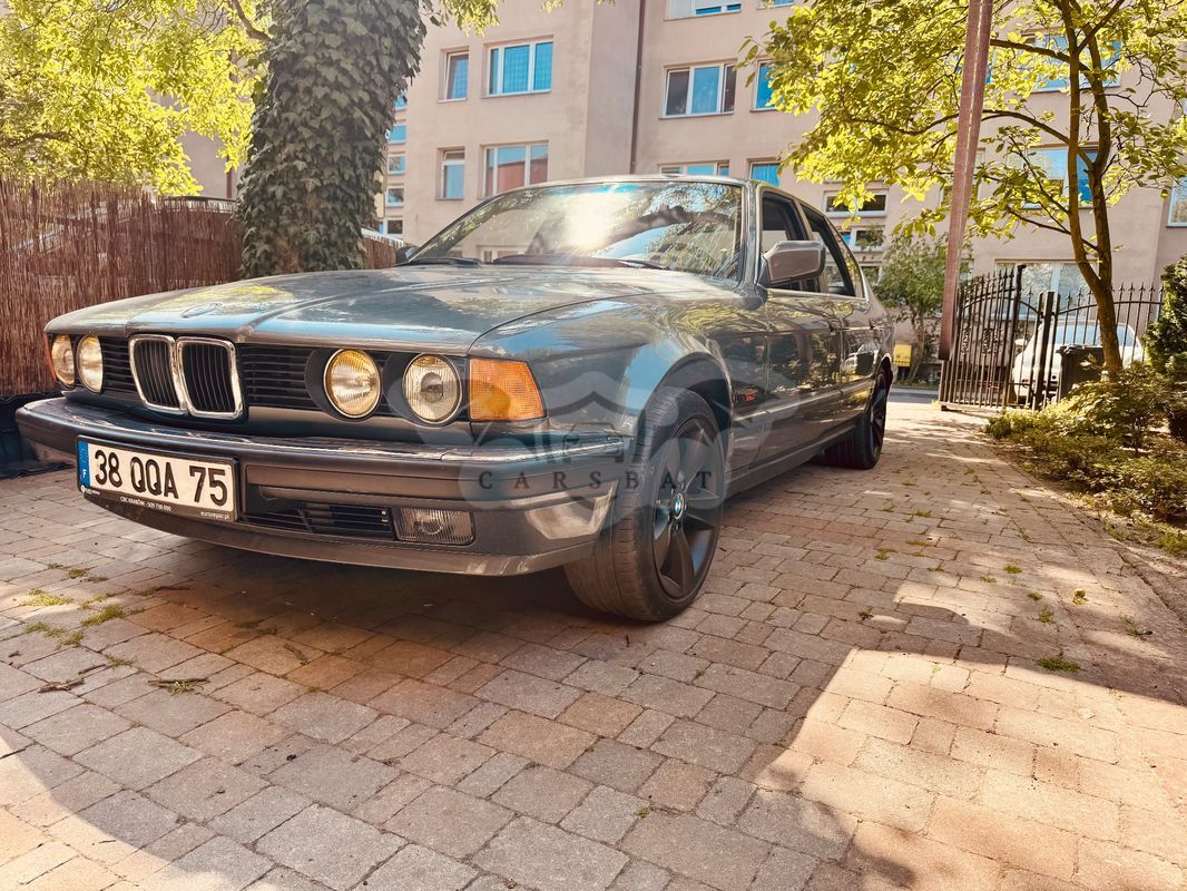 BMW 7 Series E32 730i 1989
