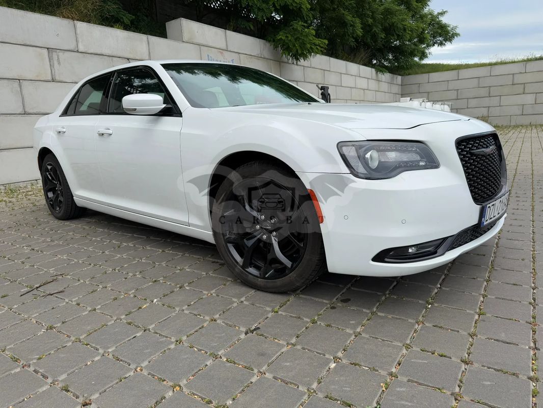 Chrysler 300s 2021
